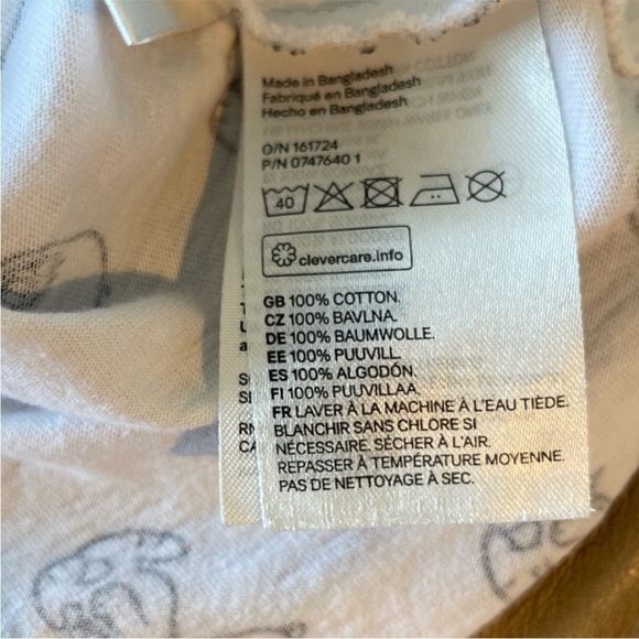 H&M short sleeve snoopy t-shirt. Size 6-8 - Picture 10 of 10